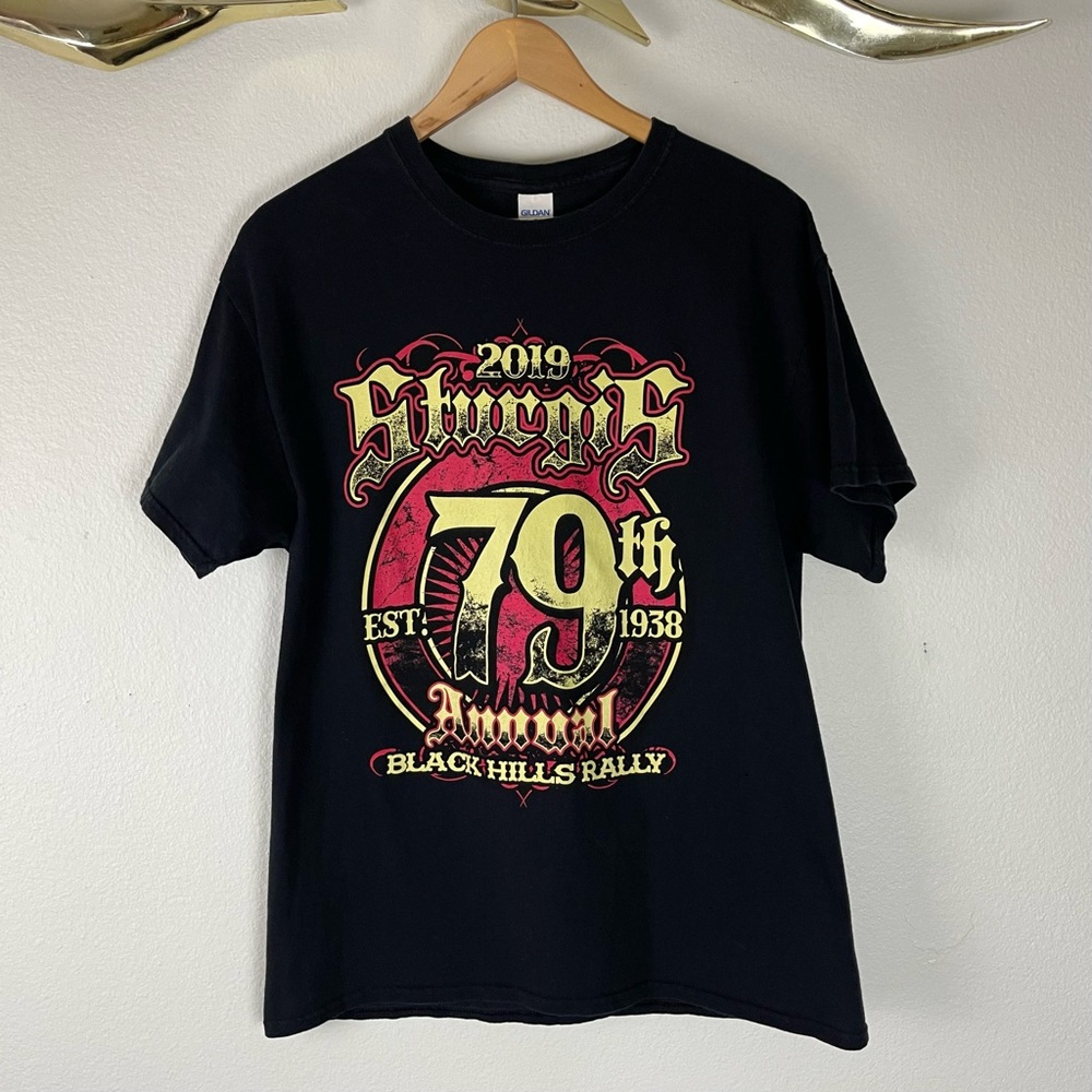 Sturgis 2019 79th Annual Black Hills Rally 100% Cotton Black Crew Neck T-Shirt - Picture 2 of 8
